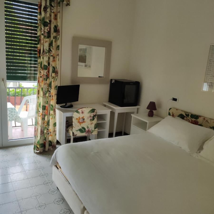פורטה דיי מארמי Piccolo Hotel מראה חיצוני תמונה